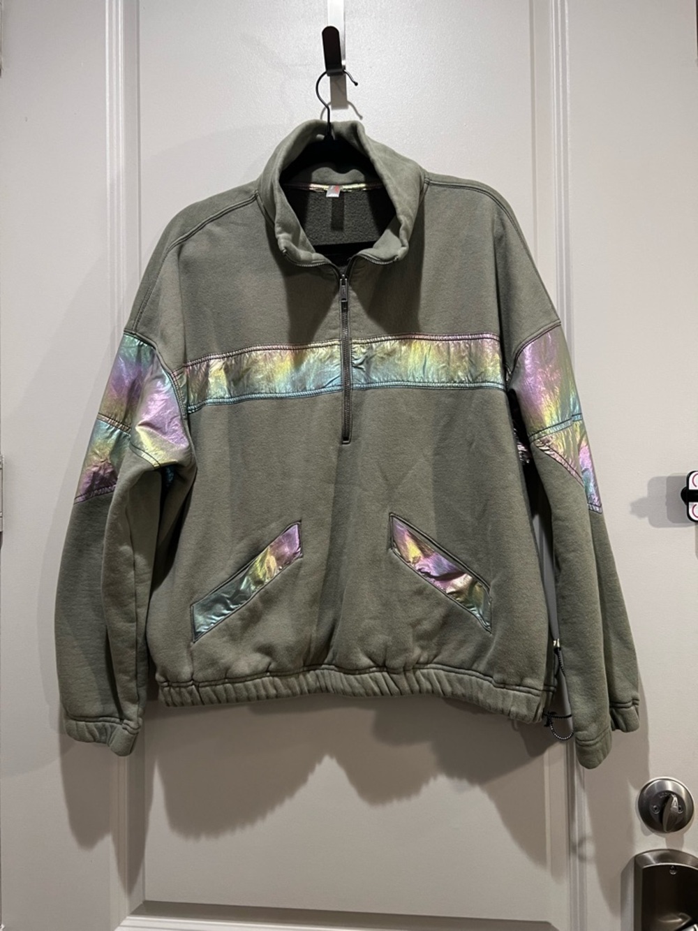 Free People FP Movement Olive Iridescent Pullover XS - Picture 4 of 8